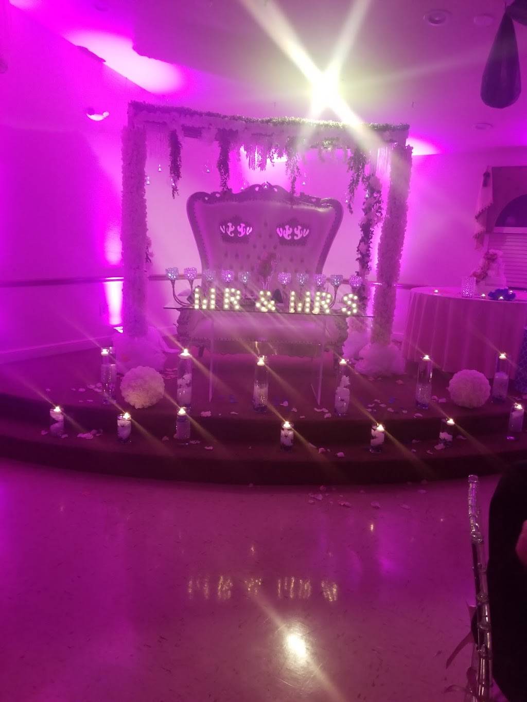 Caribbean delight catering restaurant | restaurant | 3134 W Commercial Blvd, Tamarac, FL 33309, USA | 9547311880 OR +1 954-731-1880