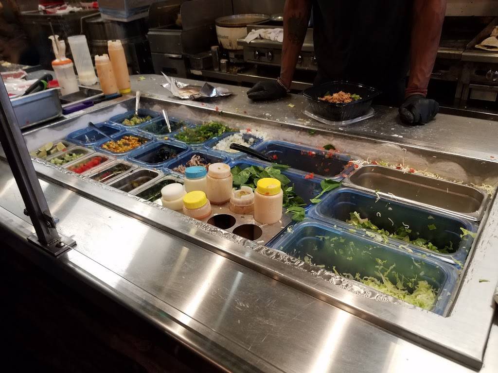 Barberitos Southwestern Grille & Cantina | restaurant | 1231 Eastchester Dr #118, High Point, NC 27265, USA | 3368841285 OR +1 336-884-1285