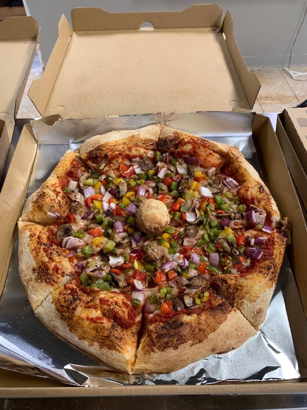 Ballerz Pizza | restaurant | 7185 Crane Ave, Jacksonville, FL 32216, USA | 9045164104 OR +1 904-516-4104