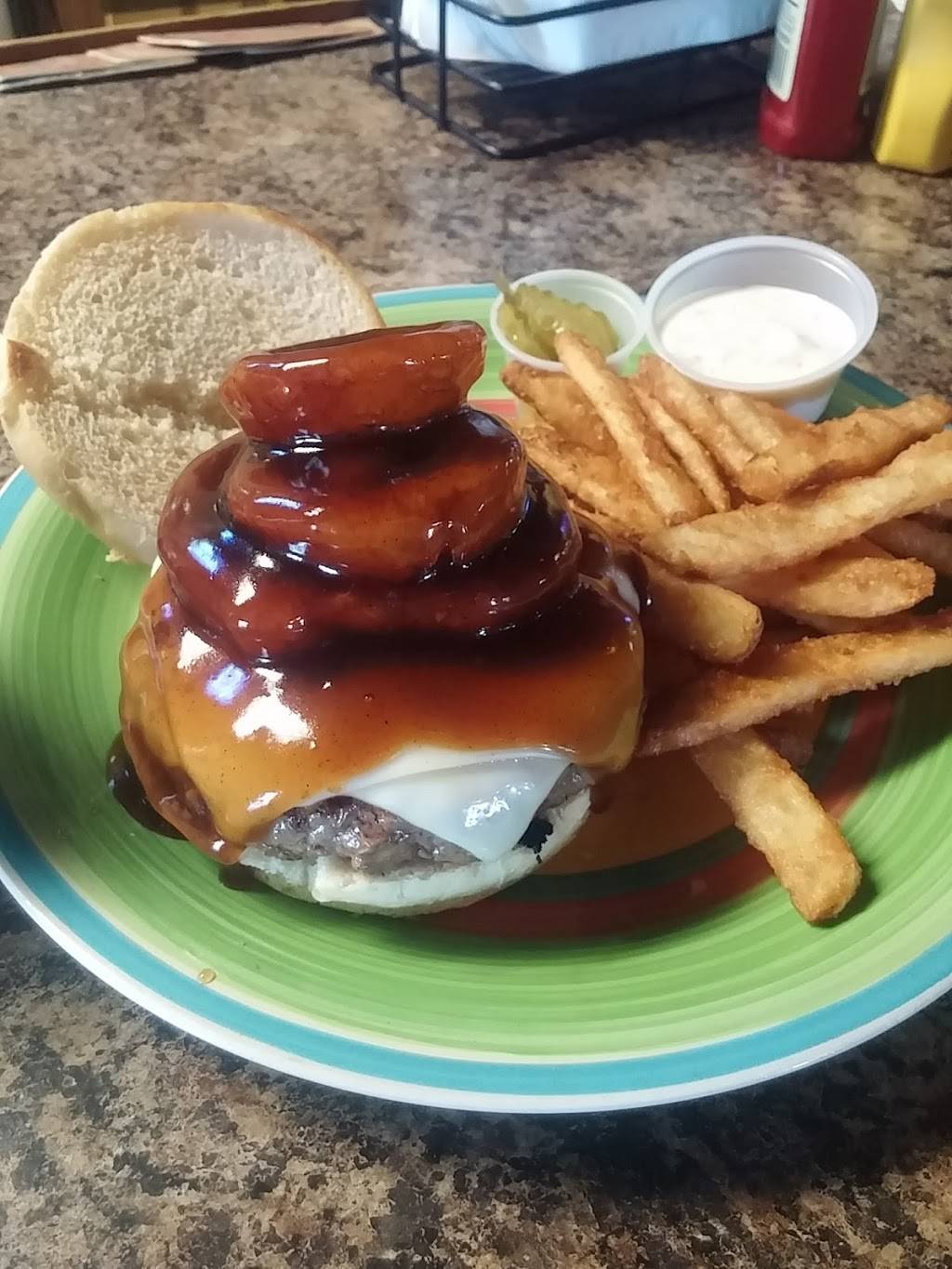 Razzs Breakfast Bar & Grill | restaurant | 5307 Westfair St, Schofield, WI 54476, USA | 7152981046 OR +1 715-298-1046