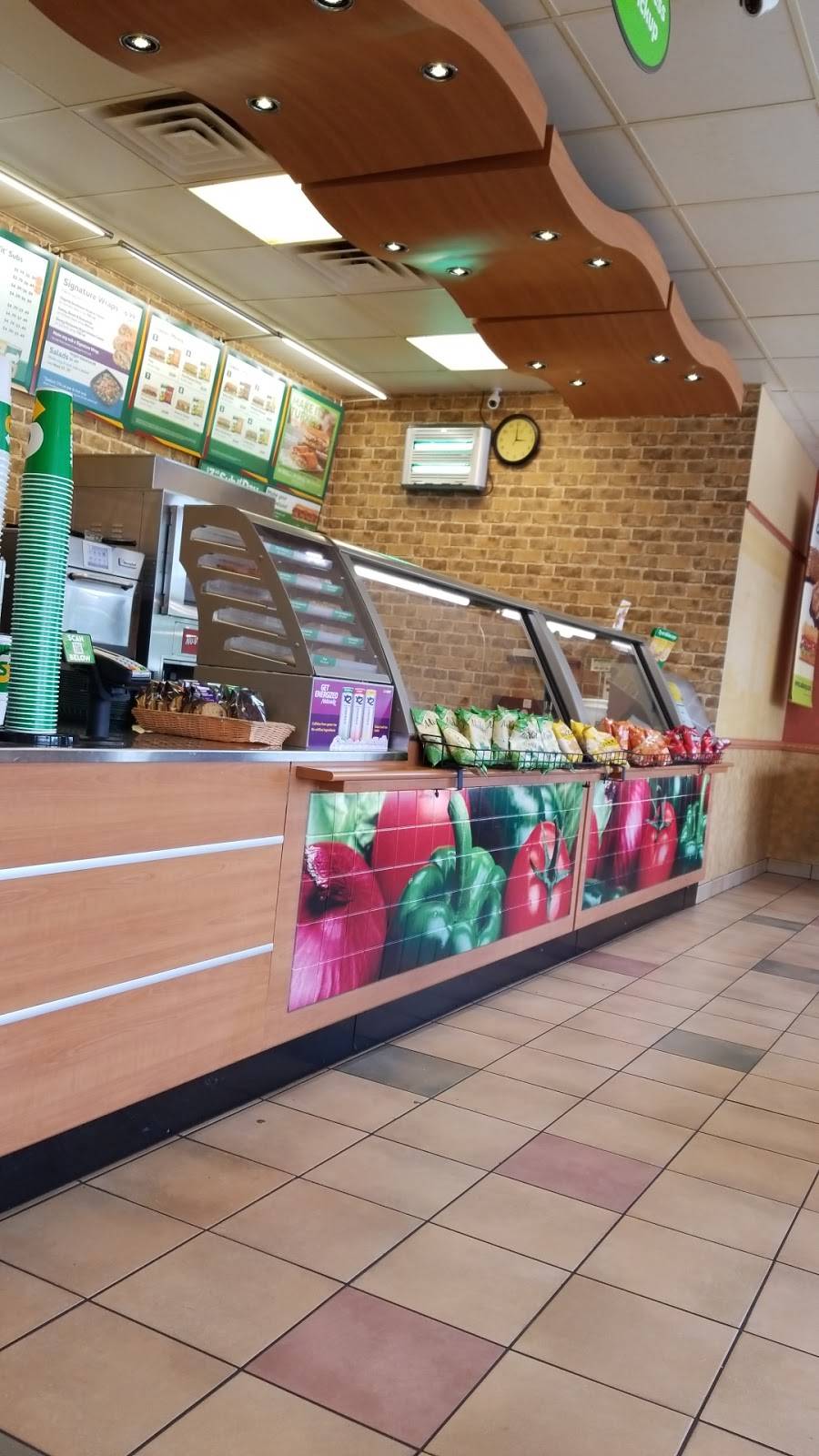 Subway Restaurants | restaurant | 415 Pecan Valley Dr, San Antonio, TX 78220, USA | 2102777496 OR +1 210-277-7496