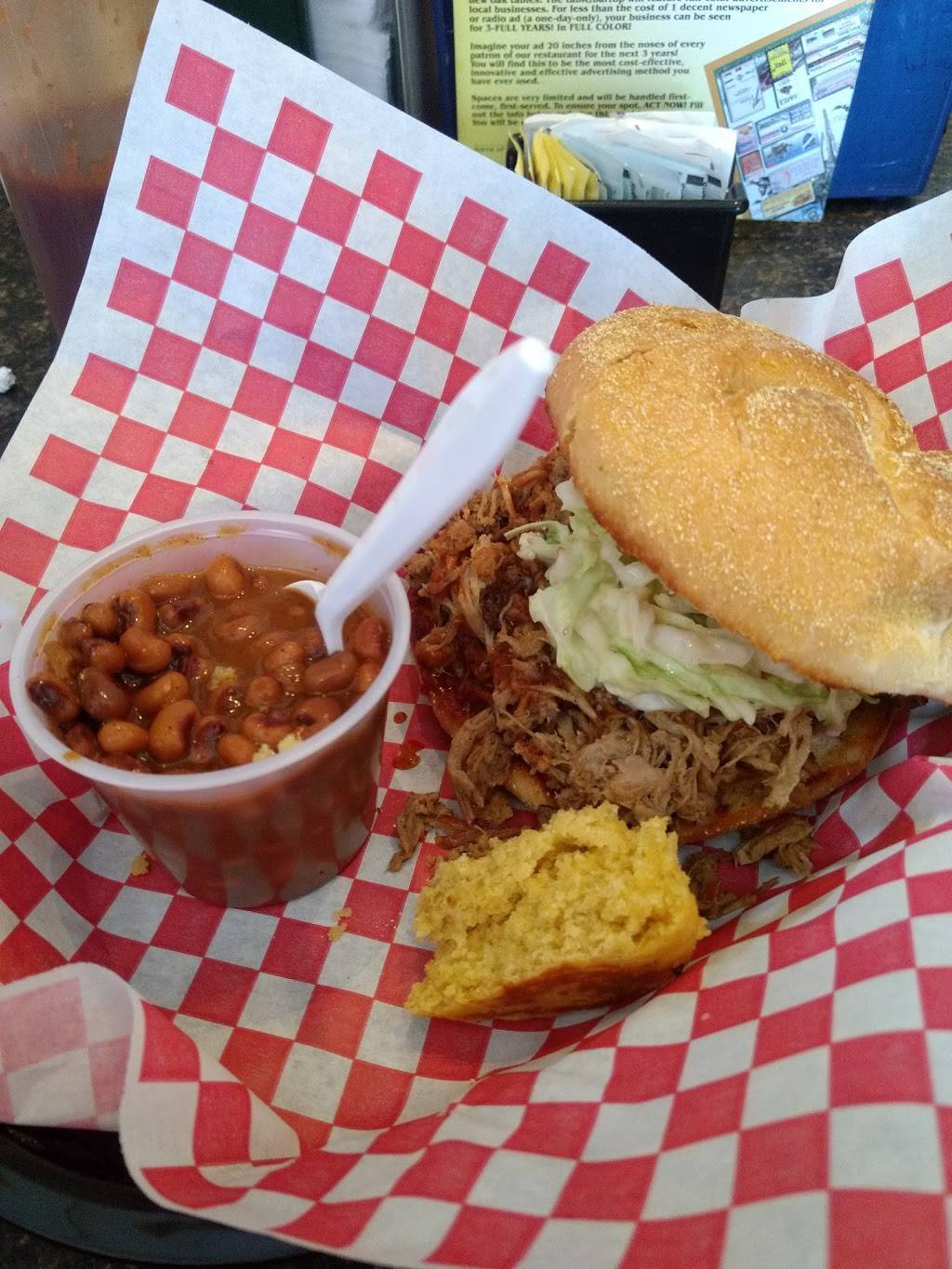 Black Eyed Pig BBQ | restaurant | 5307 Shirley St, Naples, FL 34109, USA | 2395935006 OR +1 239-593-5006