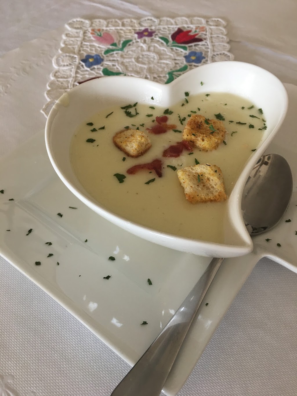 Gulyas Factory | restaurant | 3816 Chiquita Blvd S, Cape Coral, FL 33914, USA | 2395402000 OR +1 239-540-2000