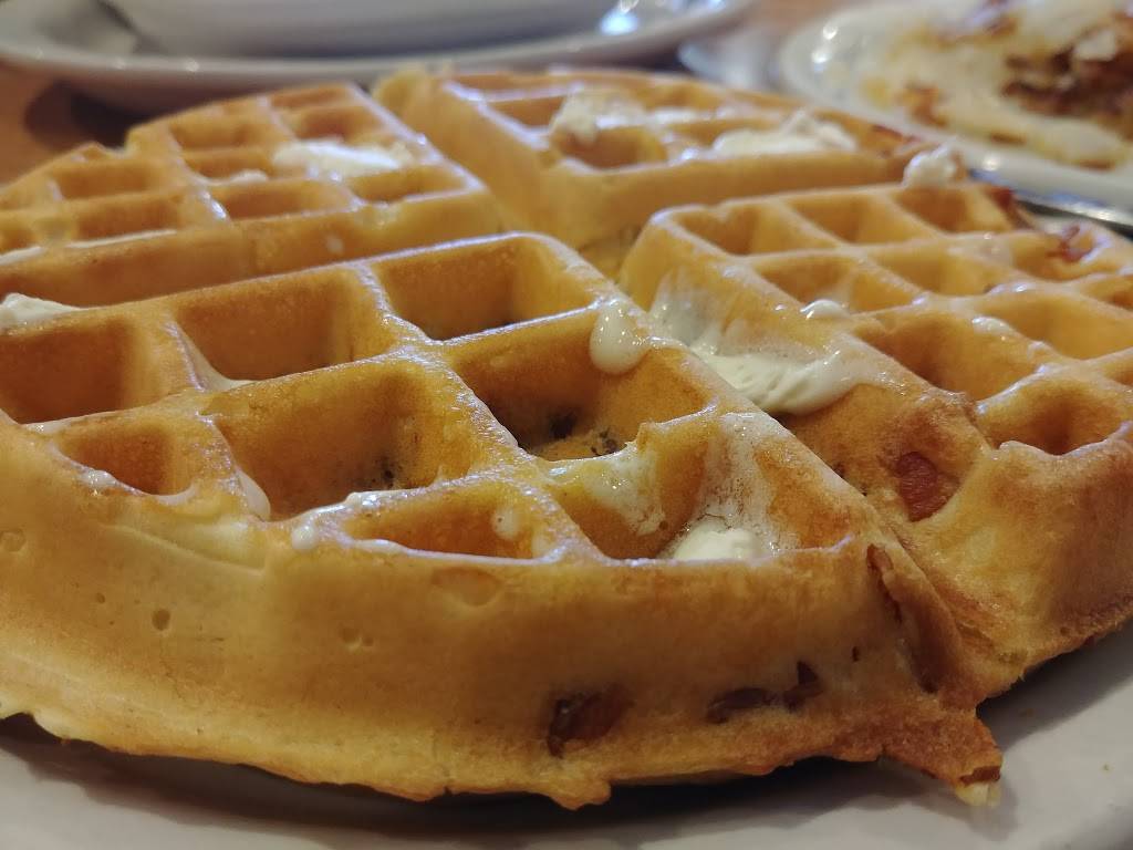 Northfield Restaurant | restaurant | 391 Central Ave, Northfield, IL 60093, USA | 8474463808 OR +1 847-446-3808