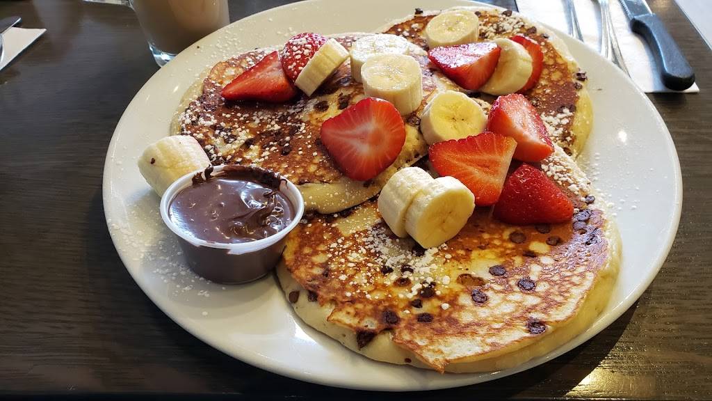 Dejeuner Coco Loco | restaurant | 100 Rue Peel, Montréal, QC H3C 0L8, Canada | 5149320001 OR +1 514-932-0001