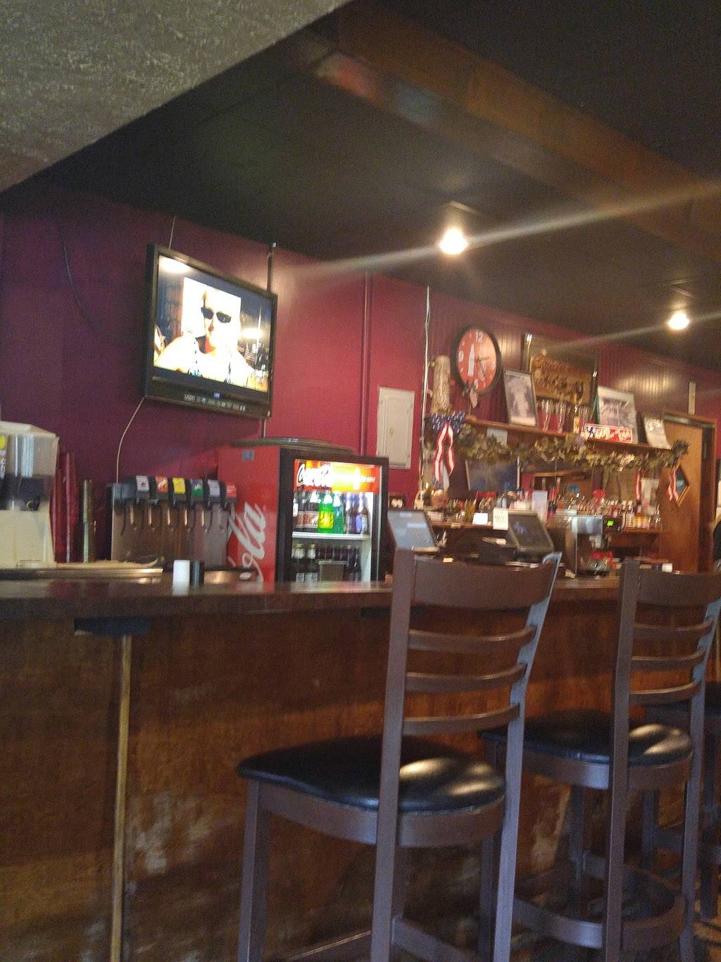 Caseys Family Restaurant | restaurant | Co Rte 19/54, Enterprise, WV 26568, USA | 3045925672 OR +1 304-592-5672