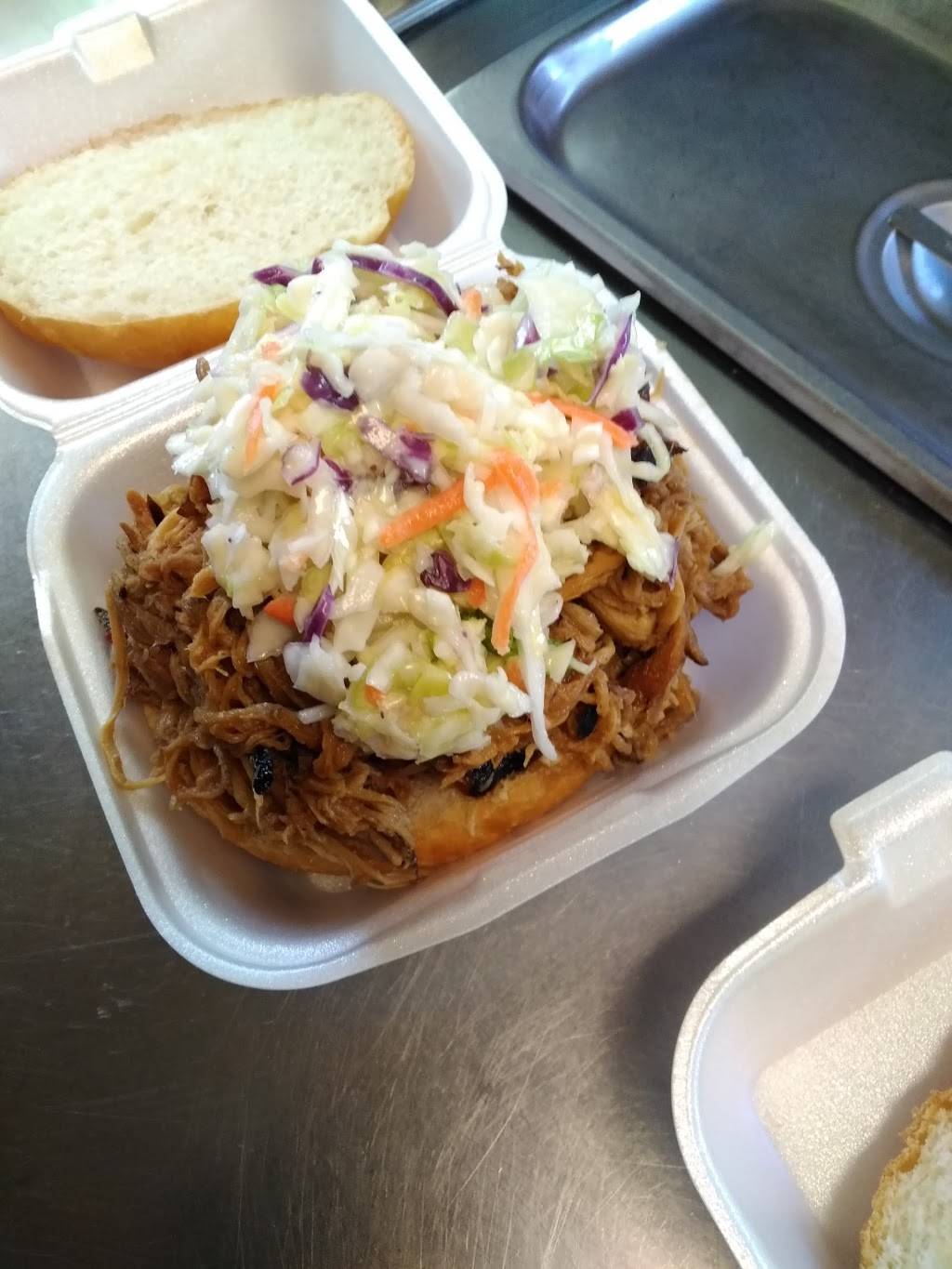 Southern Que BarBQ | restaurant | 70 Pomeroy Ave, Meriden, CT 06450, USA | 2032381542 OR +1 203-238-1542