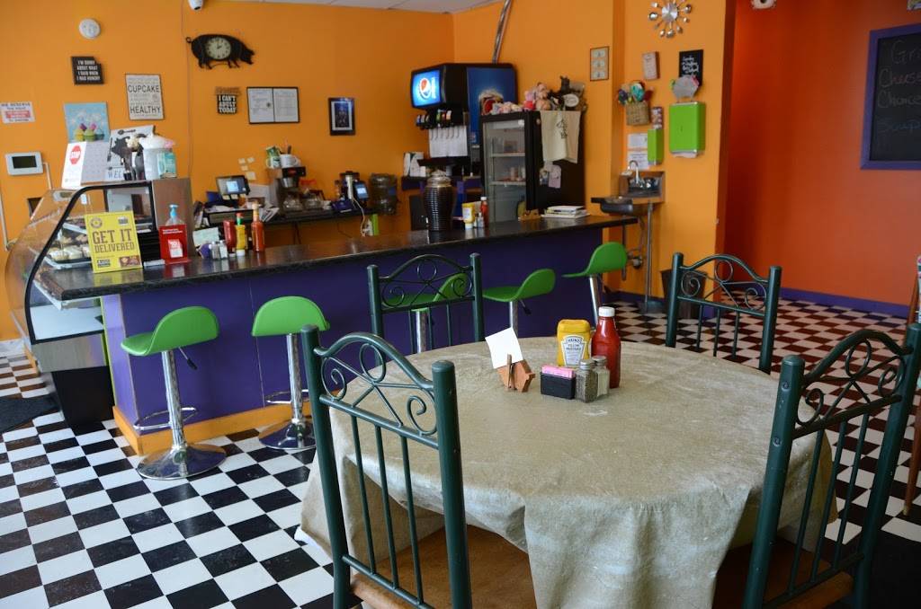 Runts Munchies LLC. | restaurant | 529 5th Ave SE, Cedar Rapids, IA 52401, USA | 3192002517 OR +1 319-200-2517