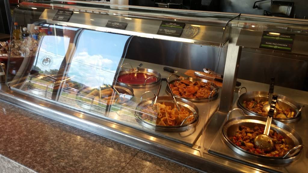 Panda Express | meal takeaway | 3207 SE Military Dr, San Antonio, TX 78223, USA | 2103596989 OR +1 210-359-6989