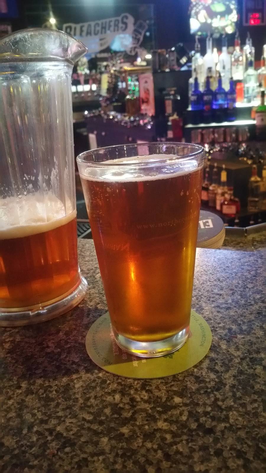 Bleachers Sports Bar & Grill | restaurant | 2167 Hilltop Dr A, Redding, CA 96002, USA | 5302226555 OR +1 530-222-6555