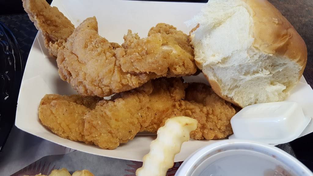 Penguin Point | restaurant | 7303 Winchester Rd, Fort Wayne, IN 46819, USA | 2607472586 OR +1 260-747-2586