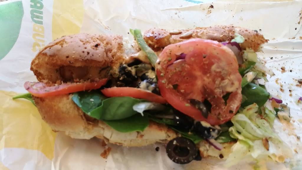 Subway | restaurant | 3854 W Franklin Blvd, Gastonia, NC 28052, USA | 7048548175 OR +1 704-854-8175