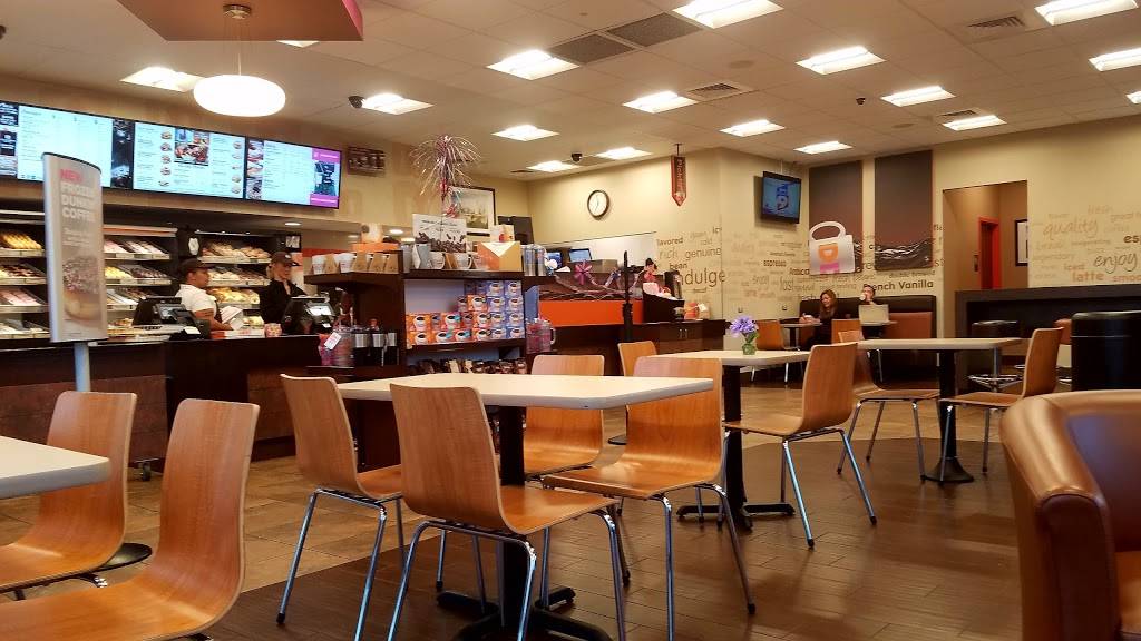 Dunkin Donuts | cafe | 1622 W Kennedy Blvd, Tampa, FL 33606, USA | 8132533322 OR +1 813-253-3322