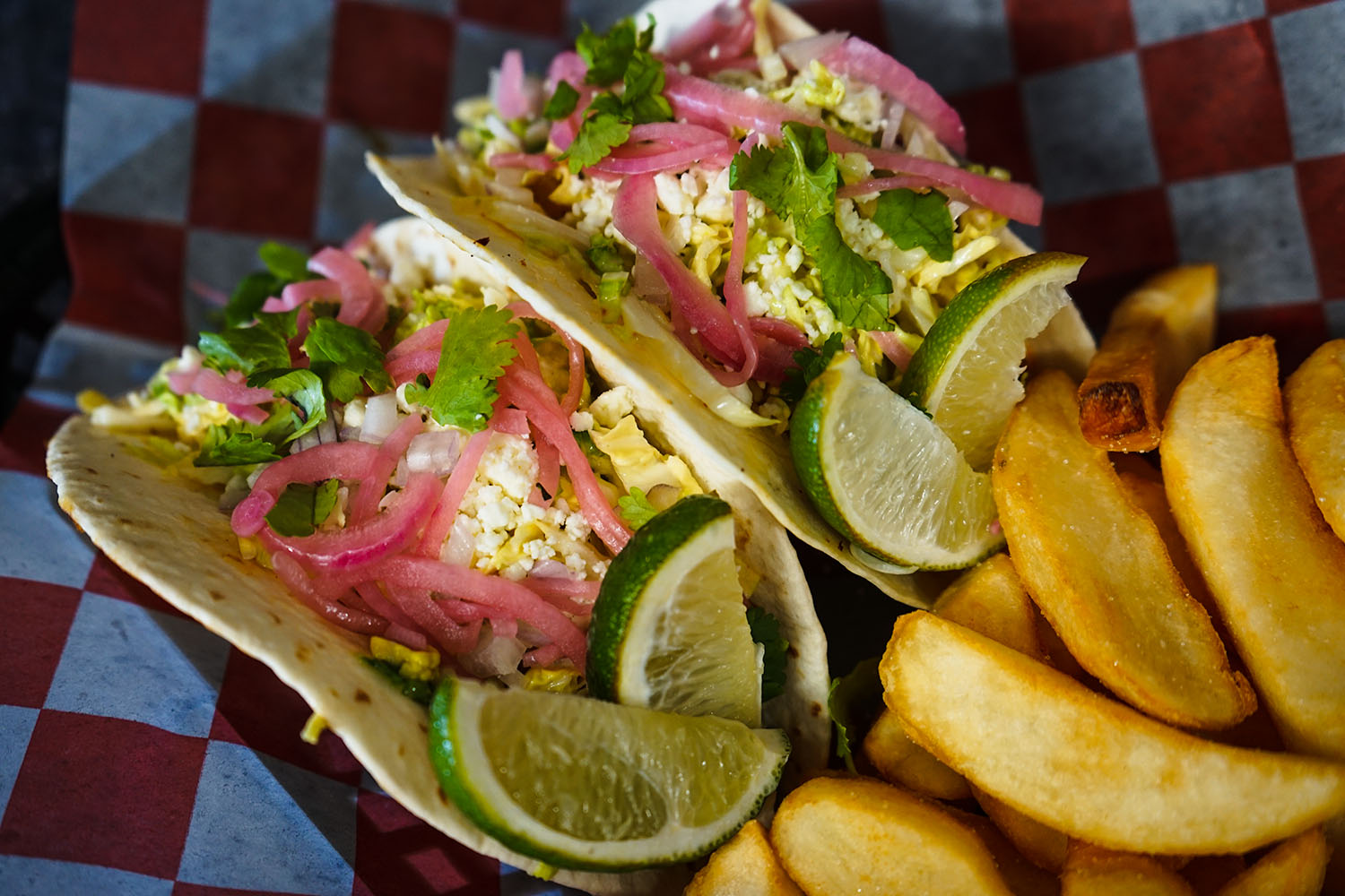 The Fishermans Corner | restaurant | 101 E Pearl St, Granbury, TX 76048, United States | 6822798023 OR +1 682-279-8023