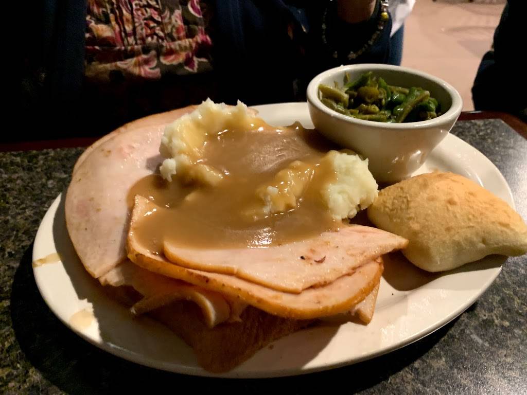 Gussys Bar and Grill | restaurant | 28648 IA-92, Ainsworth, IA 52201, USA | 3196572006 OR +1 319-657-2006