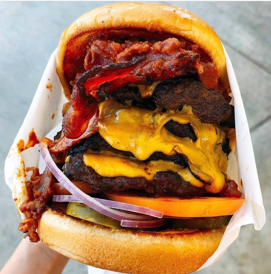 Rogers Burgers | restaurant | 591 N D St, San Bernardino, CA 92401, USA | 9093818001 OR +1 909-381-8001