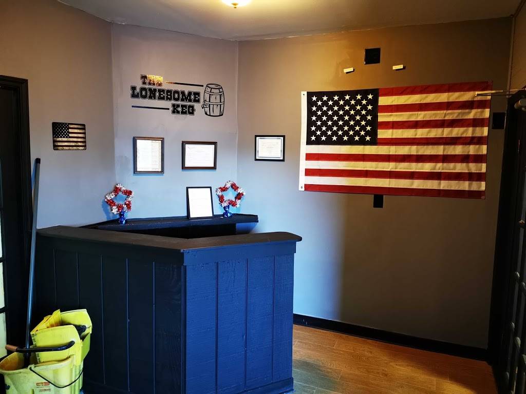 The Lonesome Keg | restaurant | 201 E Romeo Rd, Romeoville, IL 60446, USA | 8155243566 OR +1 815-524-3566