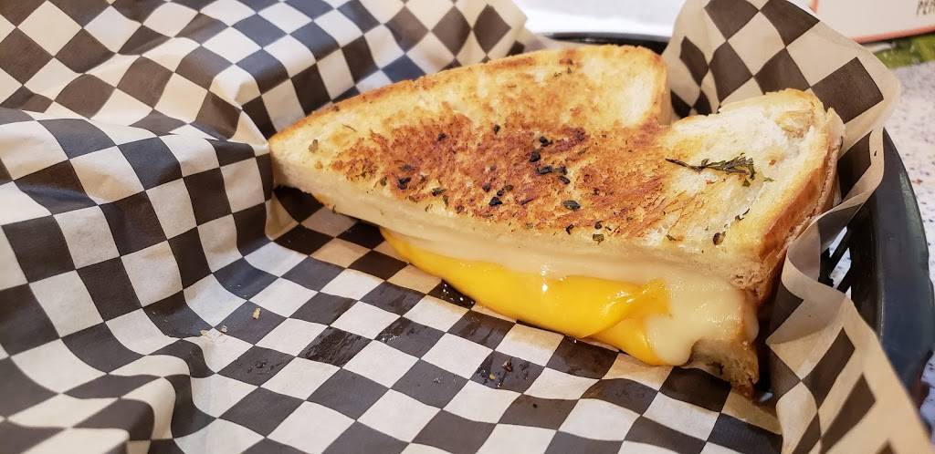 Pollys Pies | bakery | 2660 N Main St, Santa Ana, CA 92705, USA | 7145479681 OR +1 714-547-9681