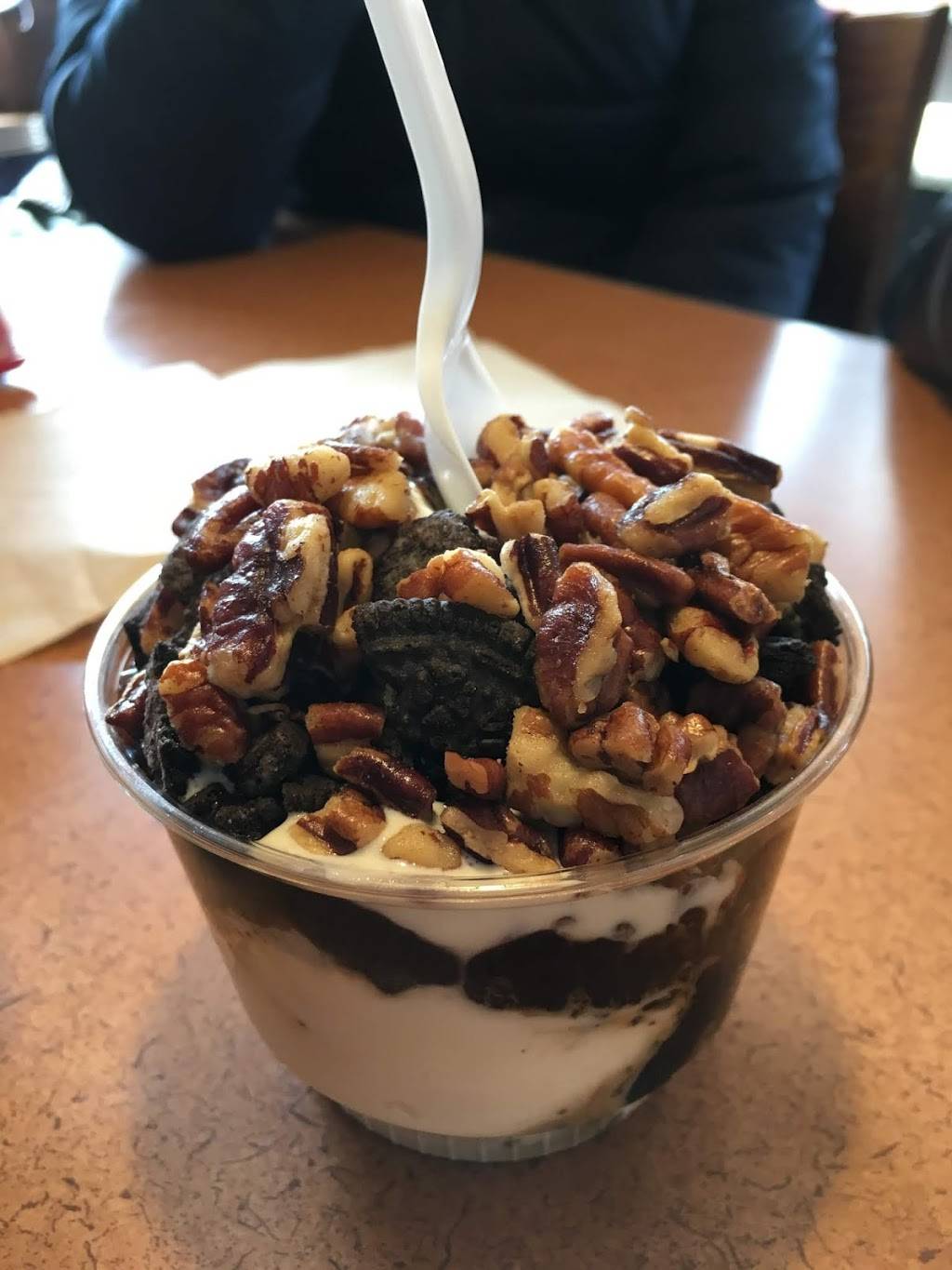 Michaels Frozen Custard | restaurant | 2531 Monroe St, Madison, WI 53711, USA | 6082313500 OR +1 608-231-3500