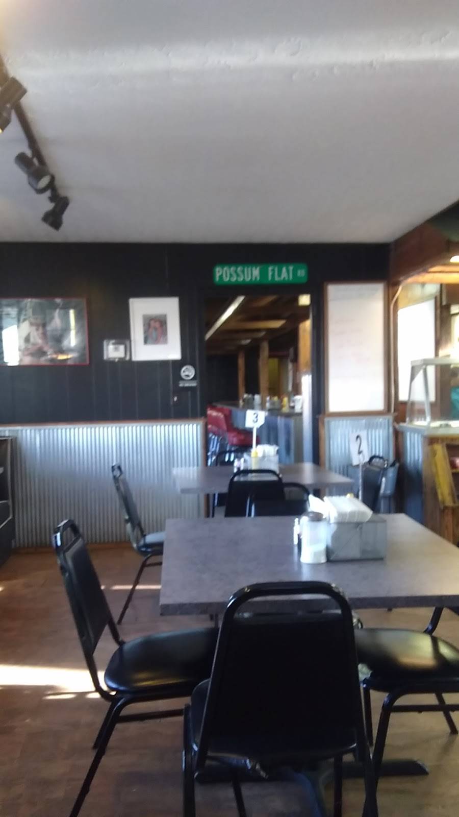 Markos Grill | restaurant | 255 N Morgan St, Morganfield, KY 42437, USA | 2703890028 OR +1 270-389-0028