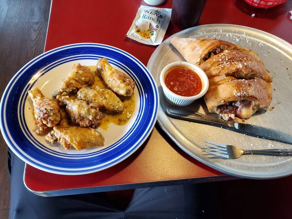 Gutis Pizza | restaurant | 625 Mt Clinton Pike, Harrisonburg, VA 22802, USA | 5404331055 OR +1 540-433-1055