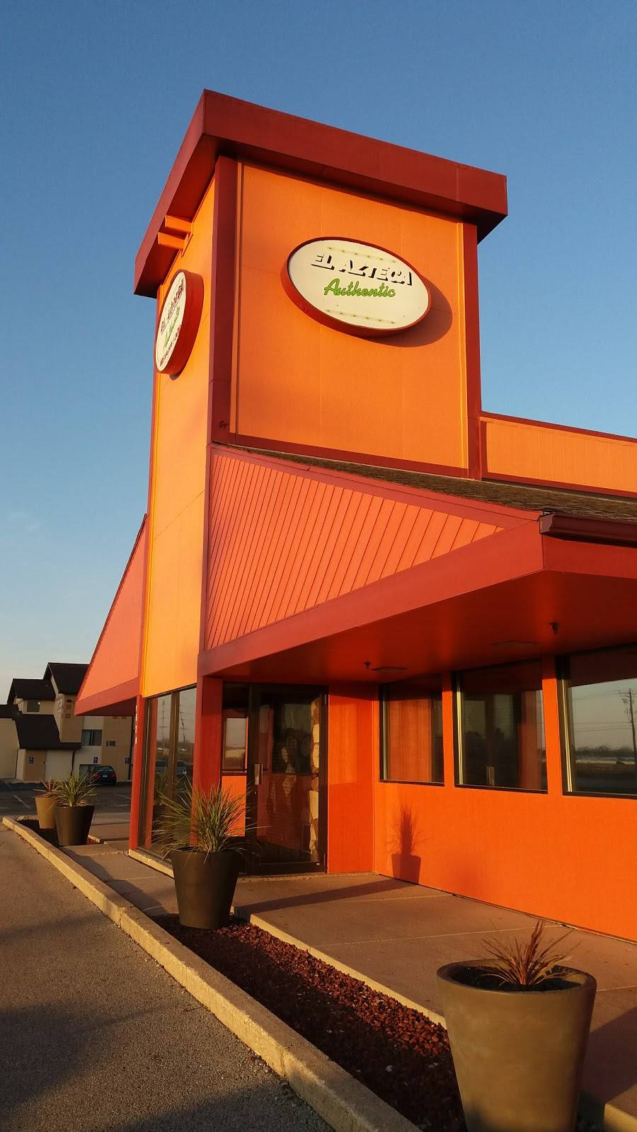 El Azteca | restaurant | 6438, 1520 S Dayton Pl, Ames, IA 50010, USA | 5152320116 OR +1 515-232-0116