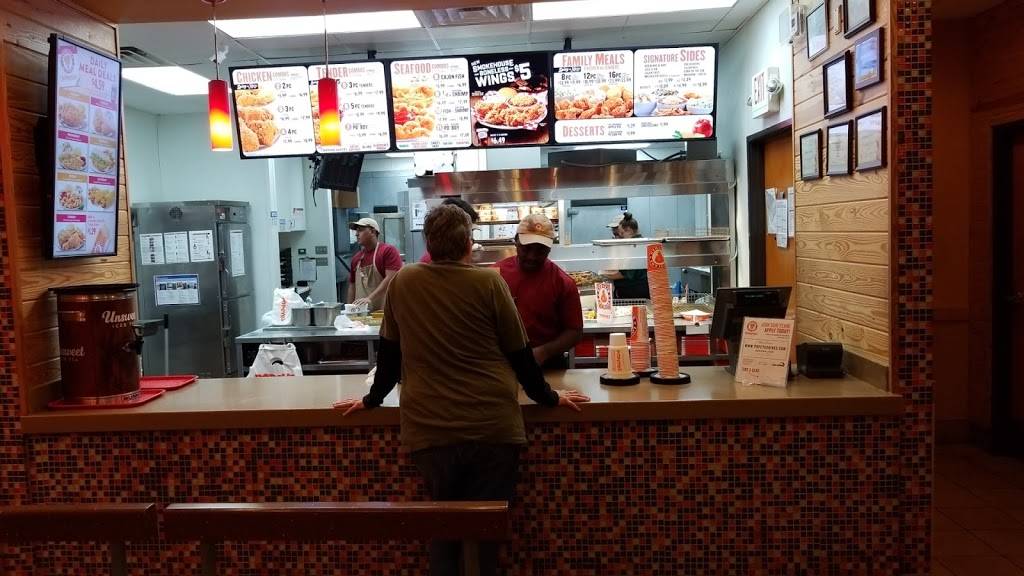 Popeyes Louisiana Kitchen | restaurant | 2000 Towne Centre Dr, Mesquite, TX 75150, USA | 9726987509 OR +1 972-698-7509