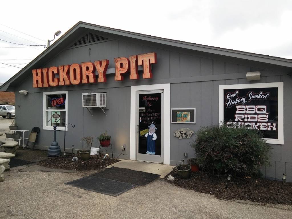 Hickory Pit | restaurant | 555 Main St, Savannah, TN 38372, USA | 7319252268 OR +1 731-925-2268