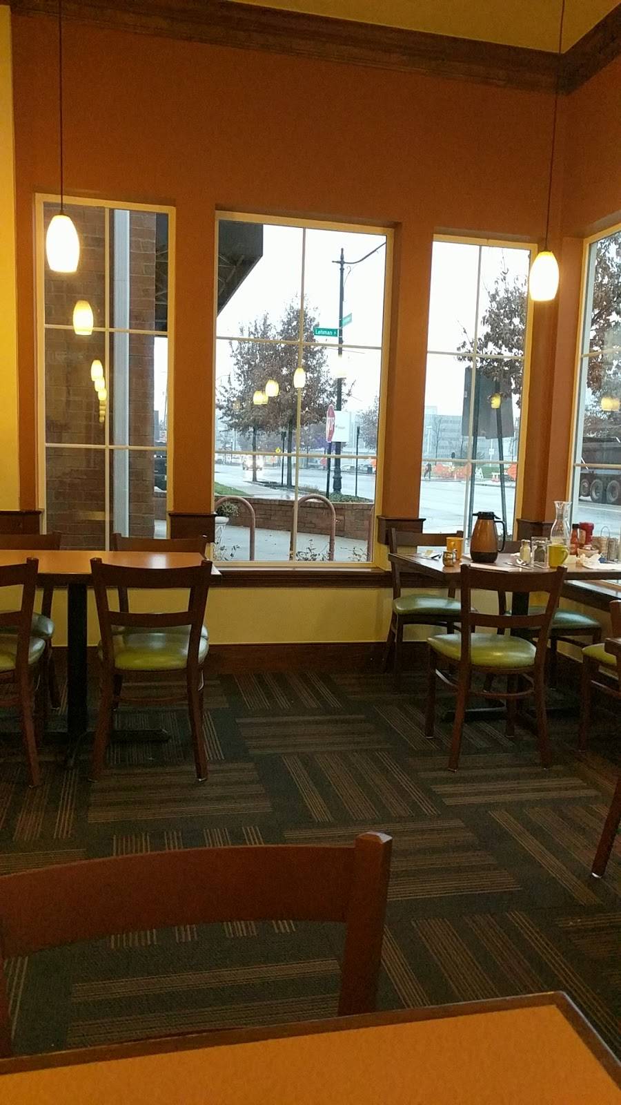 Scrambler Maries | restaurant | 567 E Livingston Ave, Columbus, OH 43215, USA | 6144293557 OR +1 614-429-3557