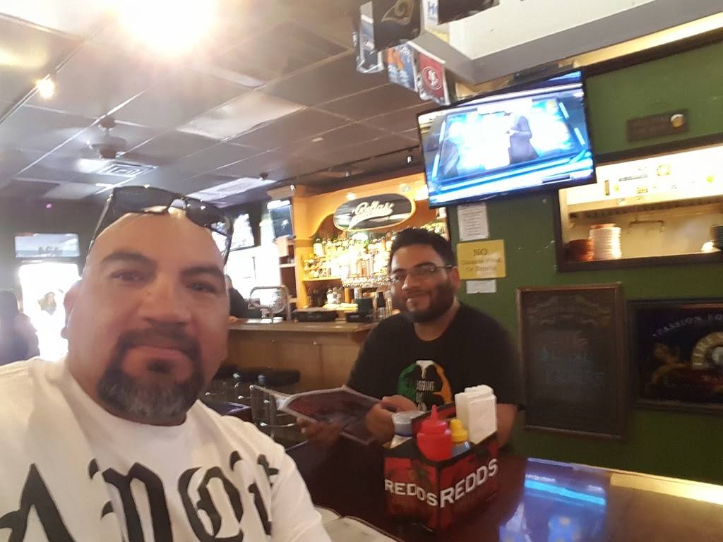 Bellas Sports Pub | restaurant | 134 Broadway St, Chico, CA 95928, USA | 5308935253 OR +1 530-893-5253