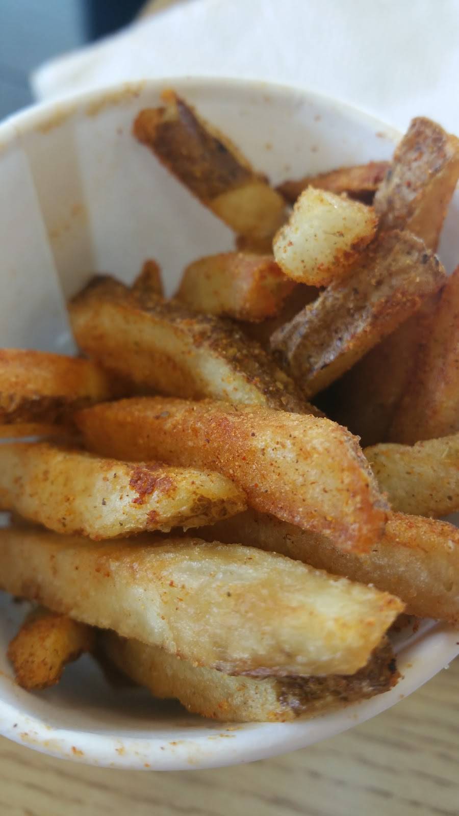 Five Guys | meal takeaway | 2300 Hennepin Ave S, Minneapolis, MN 55405, USA | 6122249161 OR +1 612-224-9161