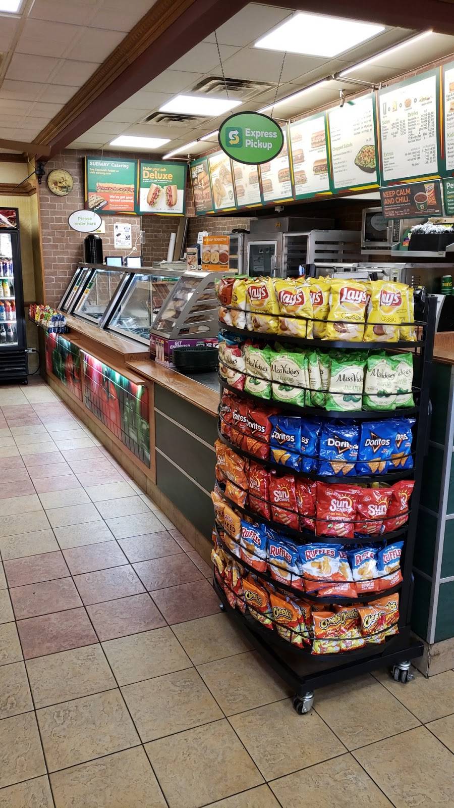 Subway Restaurants | restaurant | 5324 N Broadway, Chicago, IL 60640, USA | 7737847827 OR +1 773-784-7827