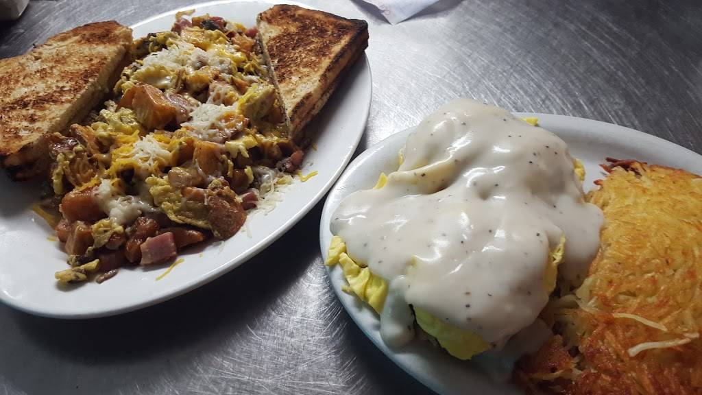 Country Rose Café | cafe | 756 San Benito St, Hollister, CA 95023, USA | 8316350252 OR +1 831-635-0252