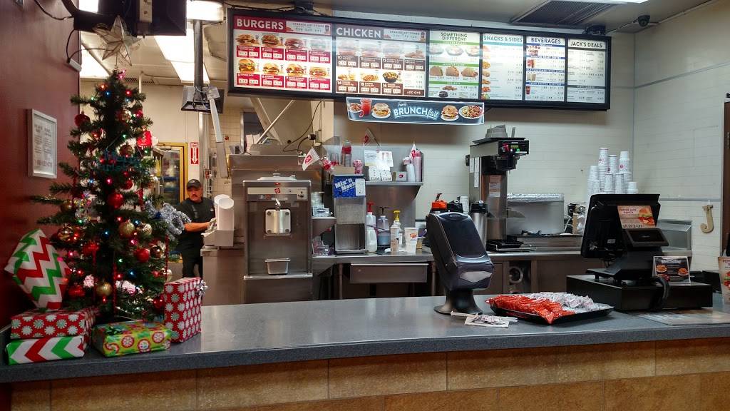 Jack in the Box | restaurant | 18462 Beach Blvd, Huntington Beach, CA 92648, USA | 7148412325 OR +1 714-841-2325