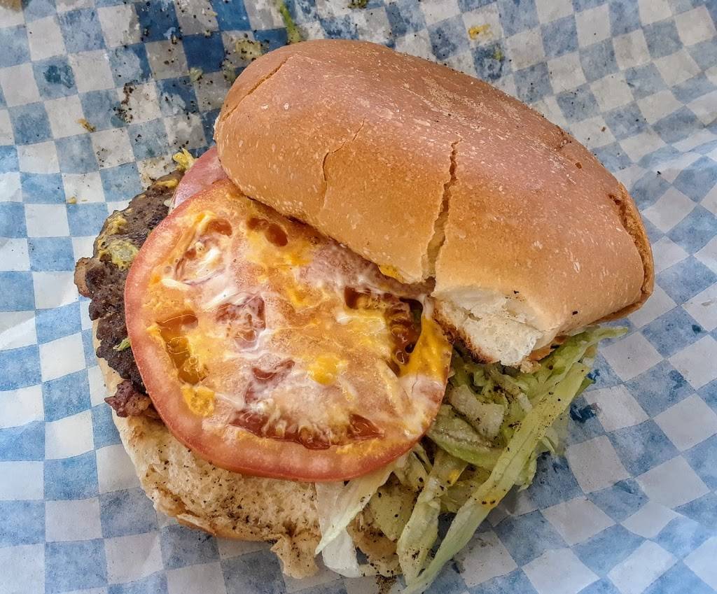 Harrys Drive-In | restaurant | 2280 Lawrence Ave E, Scarborough, ON M1P 2P9, Canada | 4167595980 OR +1 416-759-5980