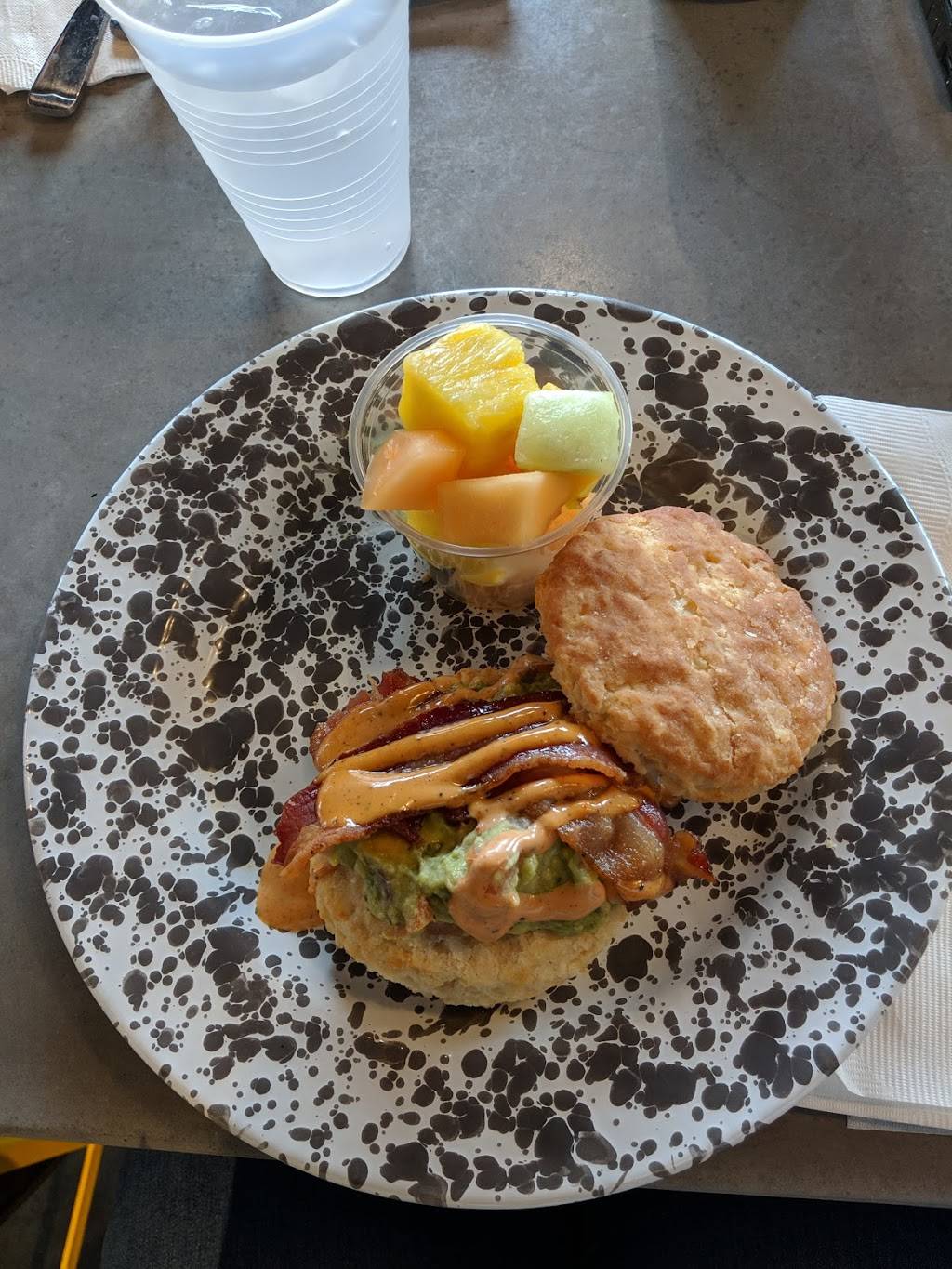 Holler & Dash | restaurant | 1085 Howell Mill Rd, Atlanta, GA 30318, USA | 4708655660 OR +1 470-865-5660