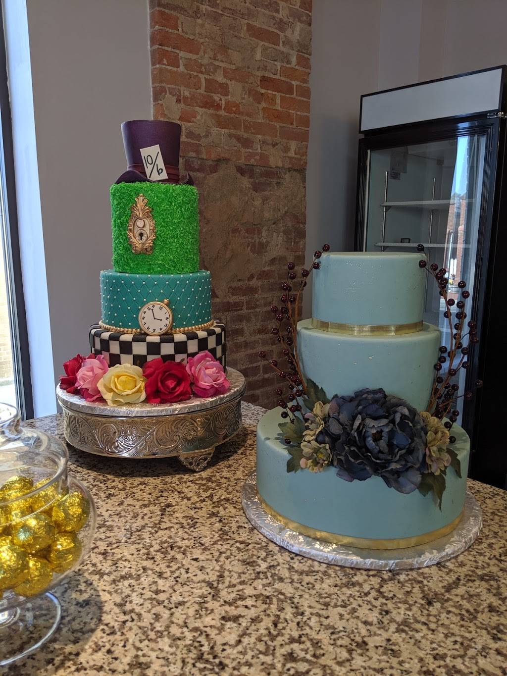 Nosh Dessert Parlour | restaurant | 20 S Indiana St, Mooresville, IN 46158, USA | 3174833166 OR +1 317-483-3166