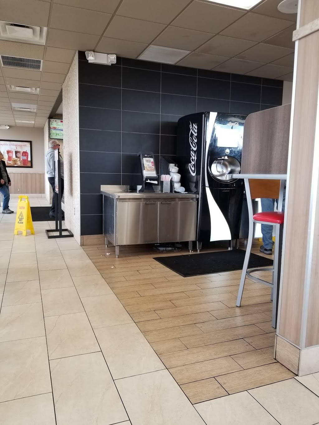 Burger King | restaurant | 2880 28th St SE, Kentwood, MI 49512, USA | 6165755621 OR +1 616-575-5621