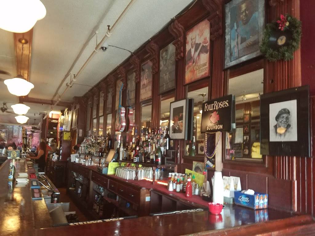 BBs Jazz, Blues and Soups | night club | 700 S Broadway, St. Louis, MO 63102, USA | 3144365222 OR +1 314-436-5222