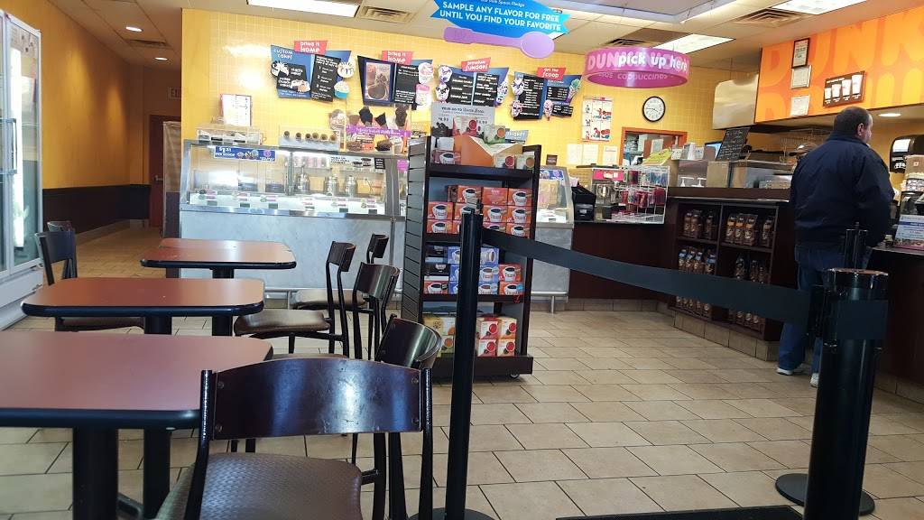 Dunkin Donuts | cafe | 1750 5th Ave, Bay Shore, NY 11706, USA | 6312311650 OR +1 631-231-1650