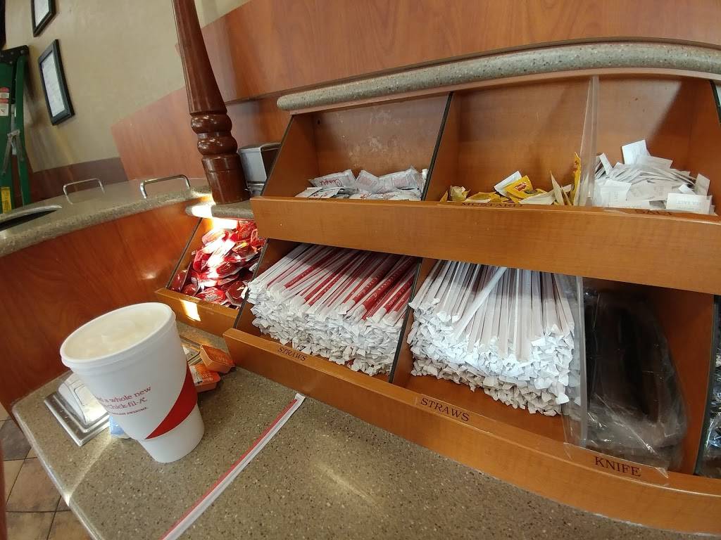 Chick-fil-A | restaurant | 10770 Parallel Pkwy, Kansas City, KS 66109, USA | 9133342442 OR +1 913-334-2442