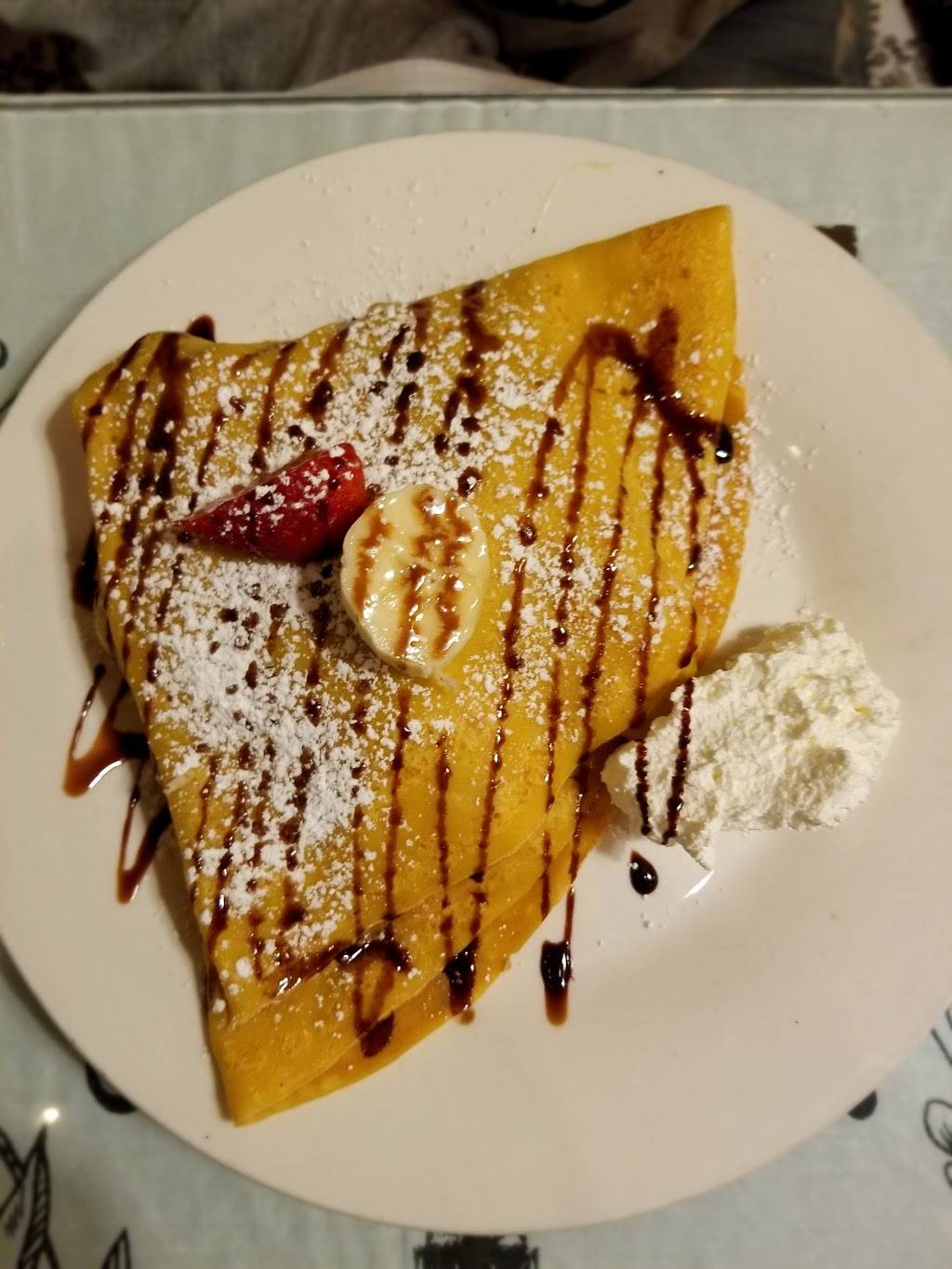Crepes De Paris | restaurant | 84 S Fair Oaks Ave, Pasadena, CA 91105, USA | 6266663908 OR +1 626-666-3908