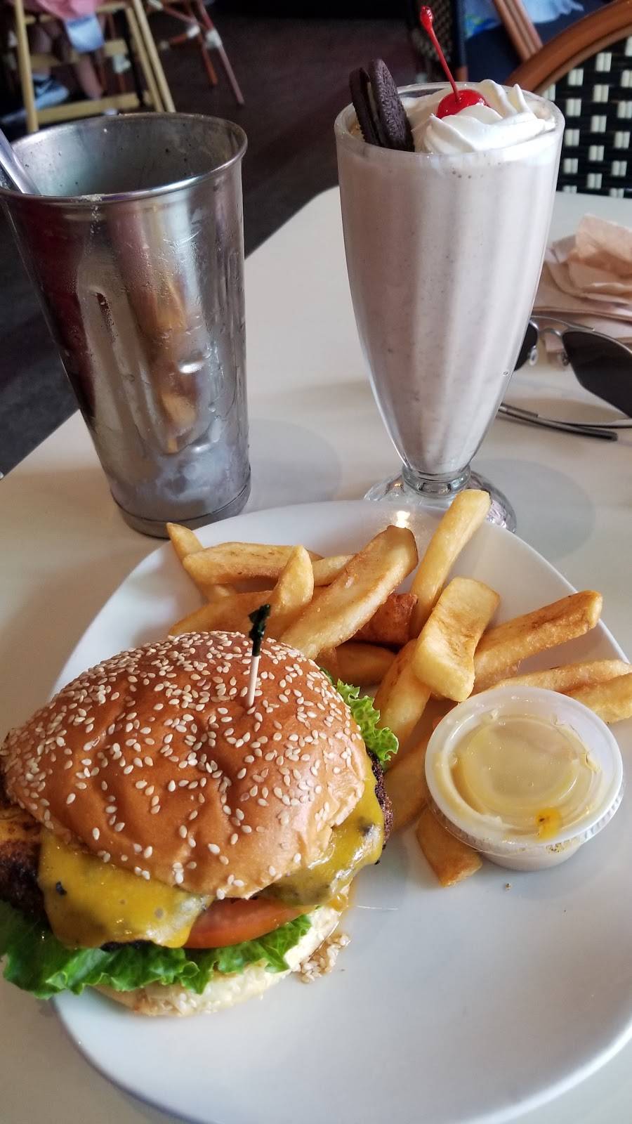 The Loop Pizza Grill | restaurant | 4413 Town Center Pkwy, Jacksonville, FL 32246, USA | 9045278900 OR +1 904-527-8900