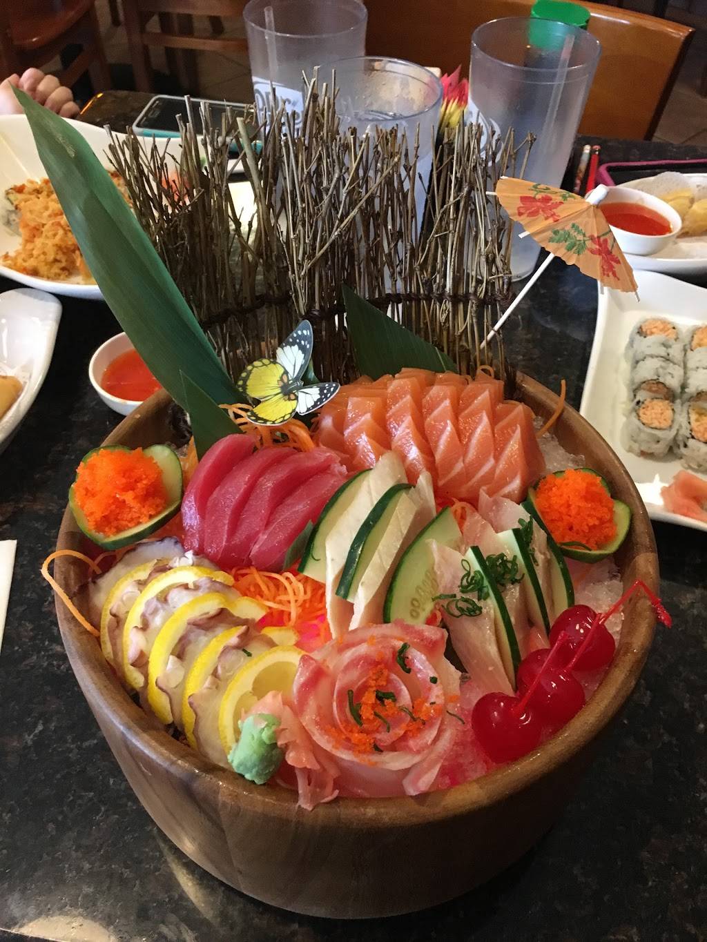 Sushi Village | restaurant | 3535 Severn Ave, Metairie, LA 70002, USA | 5048858678 OR +1 504-885-8678