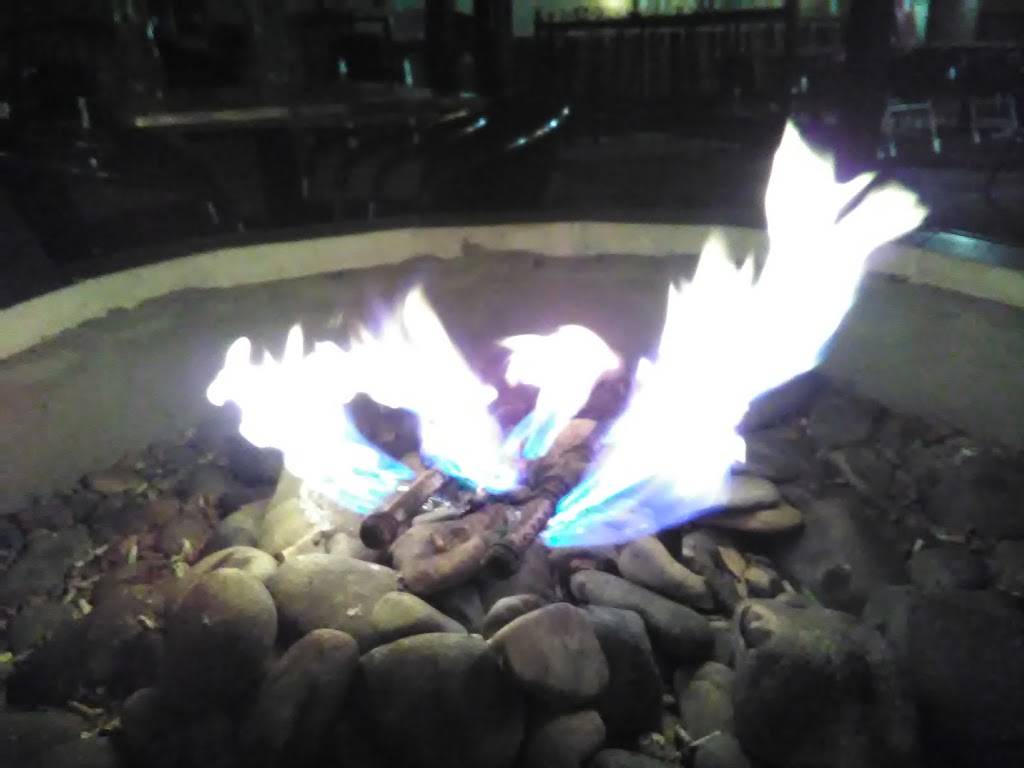 Pyramido Mediterranean Grill and Hookah Lounge | restaurant | 4907 Lankershim Blvd, North Hollywood, CA 91601, USA | 8187610900 OR +1 818-761-0900