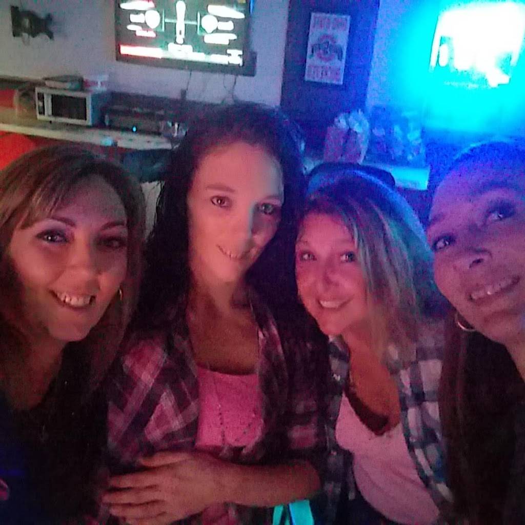 Dayton Lane Pub | restaurant | 1103 Dayton St, Hamilton, OH 45011, USA | 5138944713 OR +1 513-894-4713