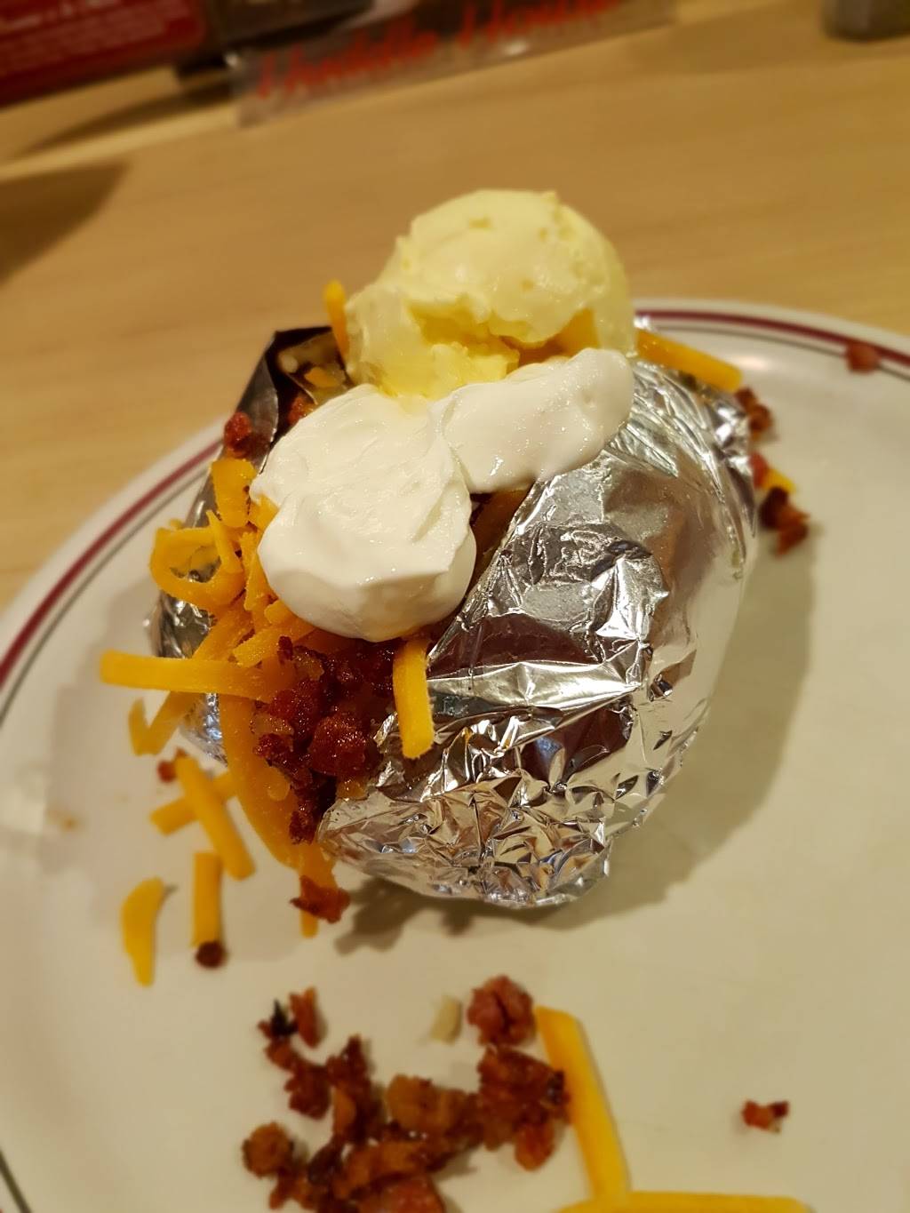 Huddle House | restaurant | 520 S State Rd 39, Lebanon, IN 46052, USA | 7654839759 OR +1 765-483-9759