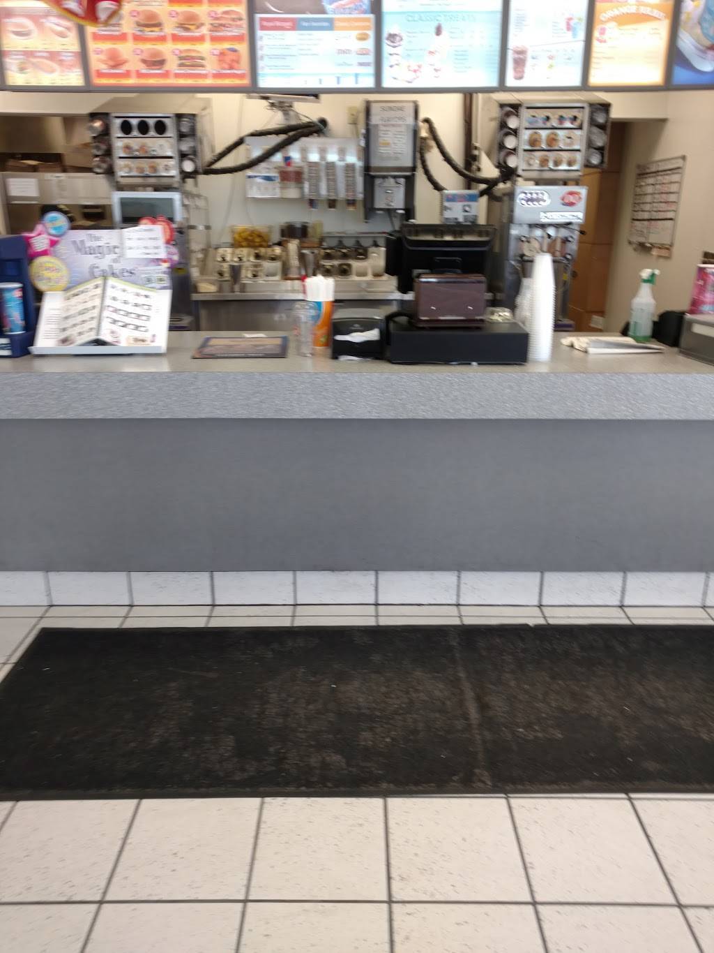 Dairy Queen Store | restaurant | 965 Mankato Ave, Winona, MN 55987, USA | 5074540310 OR +1 507-454-0310