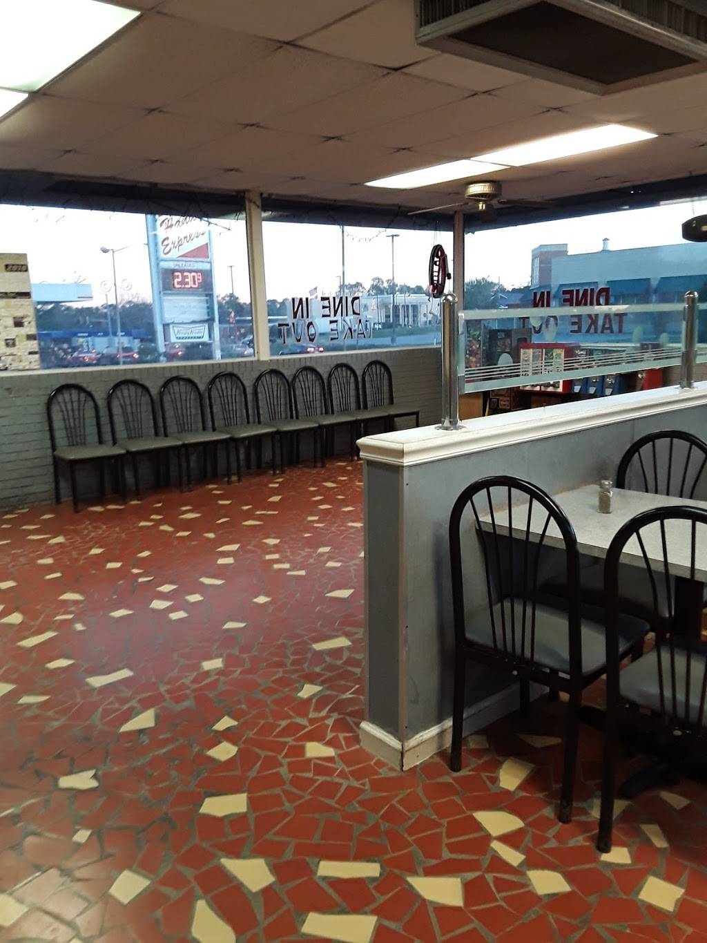 Hot Wok | restaurant | 105 E Franklin St, Sylvester, GA 31791, USA | 2297761196 OR +1 229-776-1196