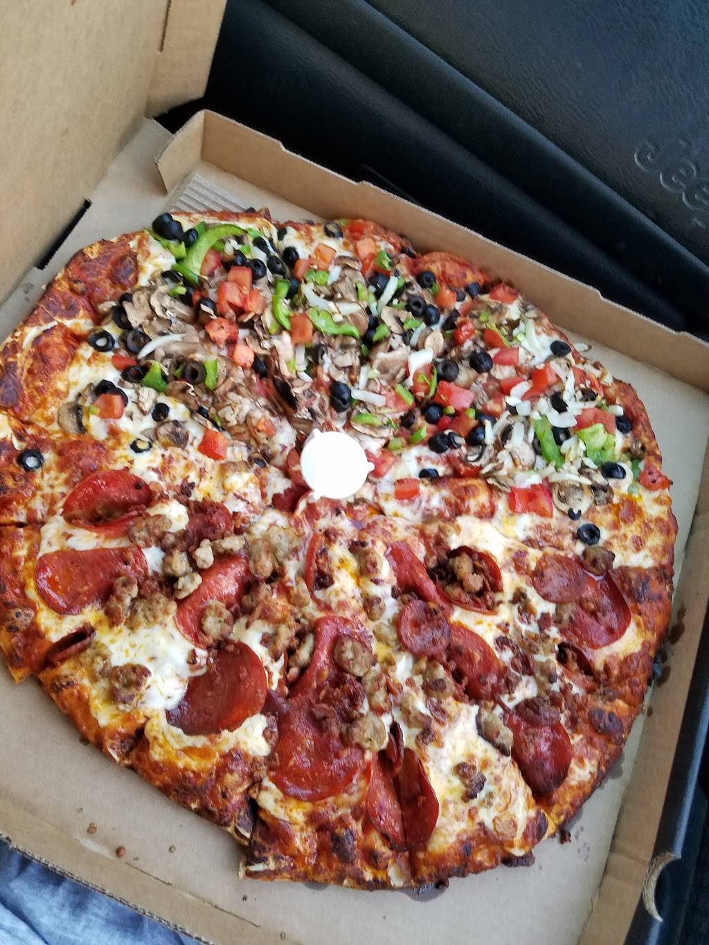 Round Table Pizza | meal delivery | 5101 Folsom Blvd, Sacramento, CA 95819, USA | 9164575705 OR +1 916-457-5705